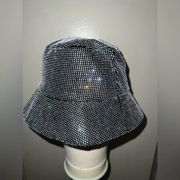 F21 Rhinestone Bucket Hat - NWT display picture 3